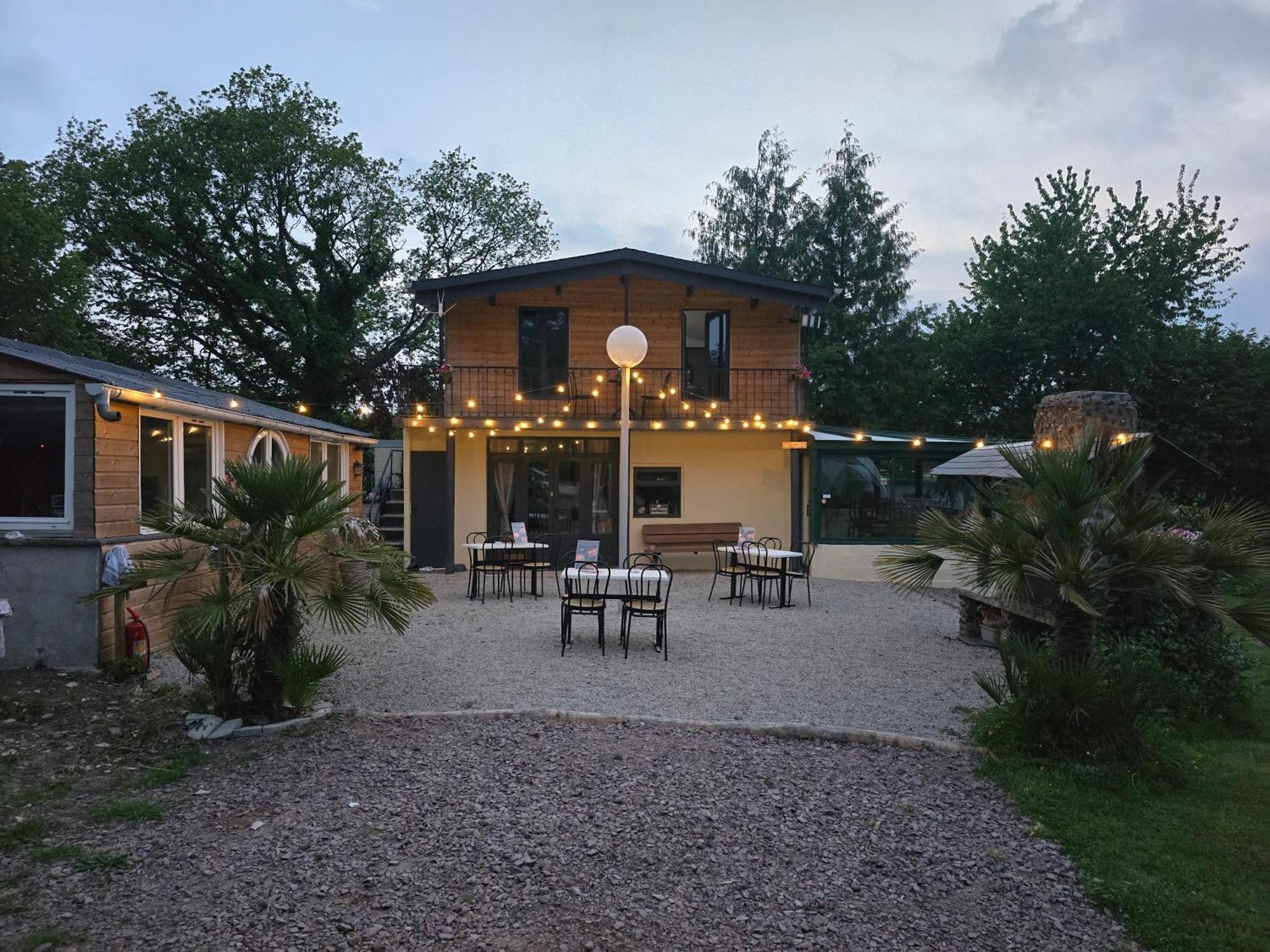 Clos Des Monts Saint-Martin-des-Besaces ภายนอก รูปภาพ